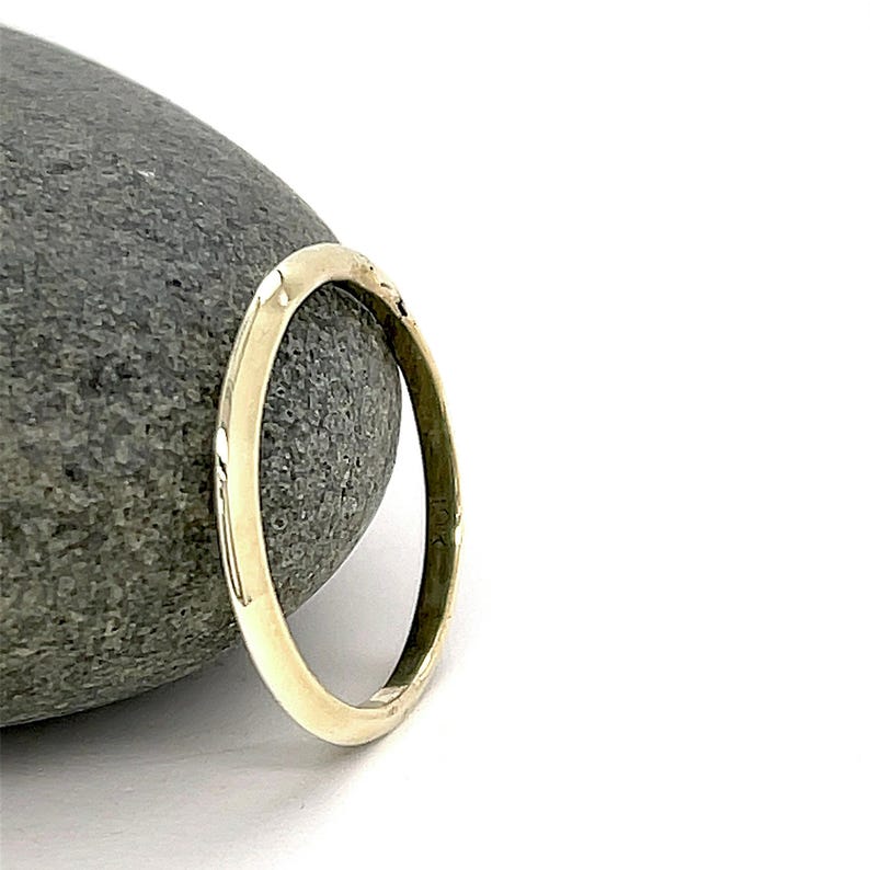 Green Gold Knife Edge Ring, Solid Gold Wedding Band, Handmade image 1