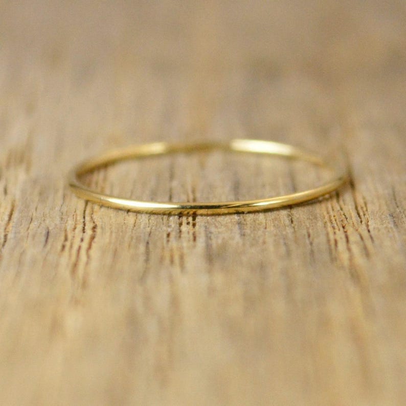 Super Thin ROUND 18k Solid Yellow Gold Stacking Ring image 2