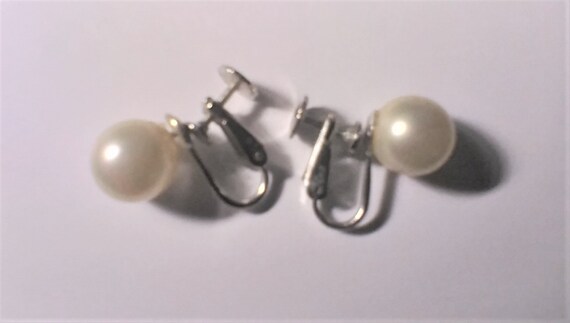 Vintage Silver Solitaire Pearl Clip On Earrings S… - image 2