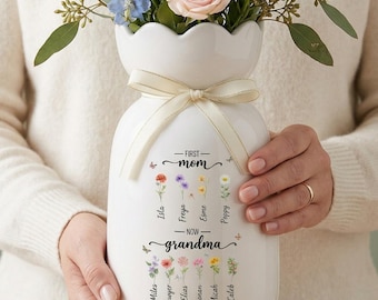 Personalized First Mom Now Grandma Gift, Mothers Day Vase, Birth Month Flower Vase, Nana Ceramic Vase, Custom Grandma Gift, Floral Vase