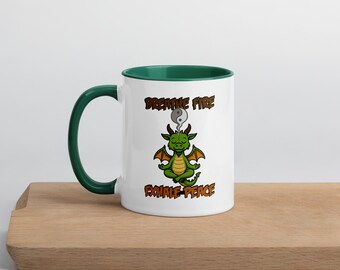 Tasse „Feuer spucken, Frieden aus“ | Zen-Drachen-Kaffeetasse | Lustiges Geschenk für Meditationsbegeisterte | Tasse für einen ruhigen Morgentee