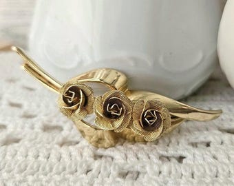 Roses pin, 3 Flower brooch, Mom Grandma gifts, Vtg 50s-60s, Goldtone brooches, lapel pins, textured flowers bouquet spray, Classic timeless