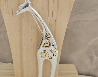 Giraffe brooch, Safari Zoo animal, 3" 2-tone goldton silvertn metal, scarf lapel pins, Mom Grandma, pin back, tallest living, Vtg Danecraft?