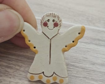 Angel brooch, handmade pin, ceramic porcelain clay, Vtg unsigned pins, Gifts for Grandma, yellow white, angels lover, heaven, Mother friend