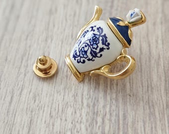 Avon brooch, blue floral porcelain teapot, Chinoiserie style, Vtg lapel pin, gldtn enamel tac pins, flower bouquet, gift for, flowers leaves