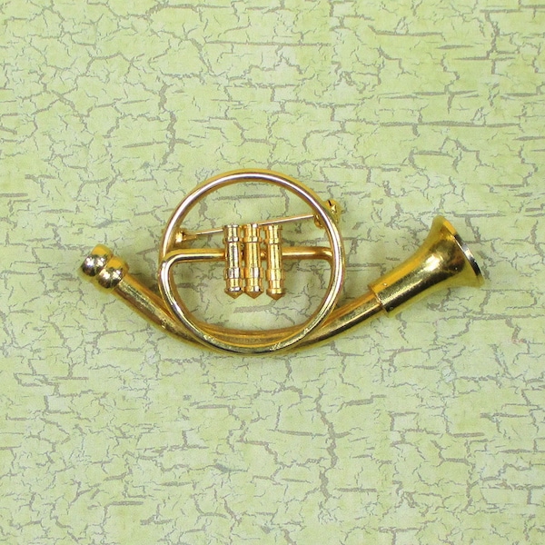 Vintage Hunting French Horn Gold Tone Brooch