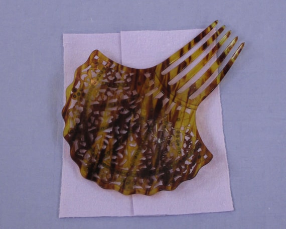 Victorian Hair Comb Faux Tortoise Shell Vintage Edwardian  display picture 2