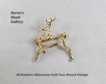 Large Ali Reindeer Brooch Gold Tone Tiny Rhinestones Signed Vintage Christmas Yule Winter
