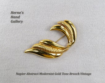 Napier Modernist Ribbons Gold Tone Brooch Signed Vintage Abstract