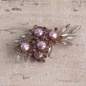 Vintage Pink Pearl Rhinestone Brooch Pearl Stones Juliana image 1