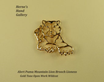 Alert Puma Mountain Lion Brooch Lioness Gold Tone Open Work Wildcat