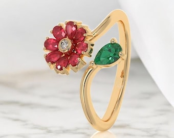 Anillo de oro de 14 quilates con esmeraldas y rubíes • Anillo llamativo con piedras preciosas florales y detalles de diamantes • Joyería con piedras preciosas rojas y verdes • Regalo para ella