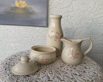 Vintage Cottagecore Pfaltzgraff Tea Rose Set Including Sugar Bowl, Creamer, and Milk Jug Carafe/Vase