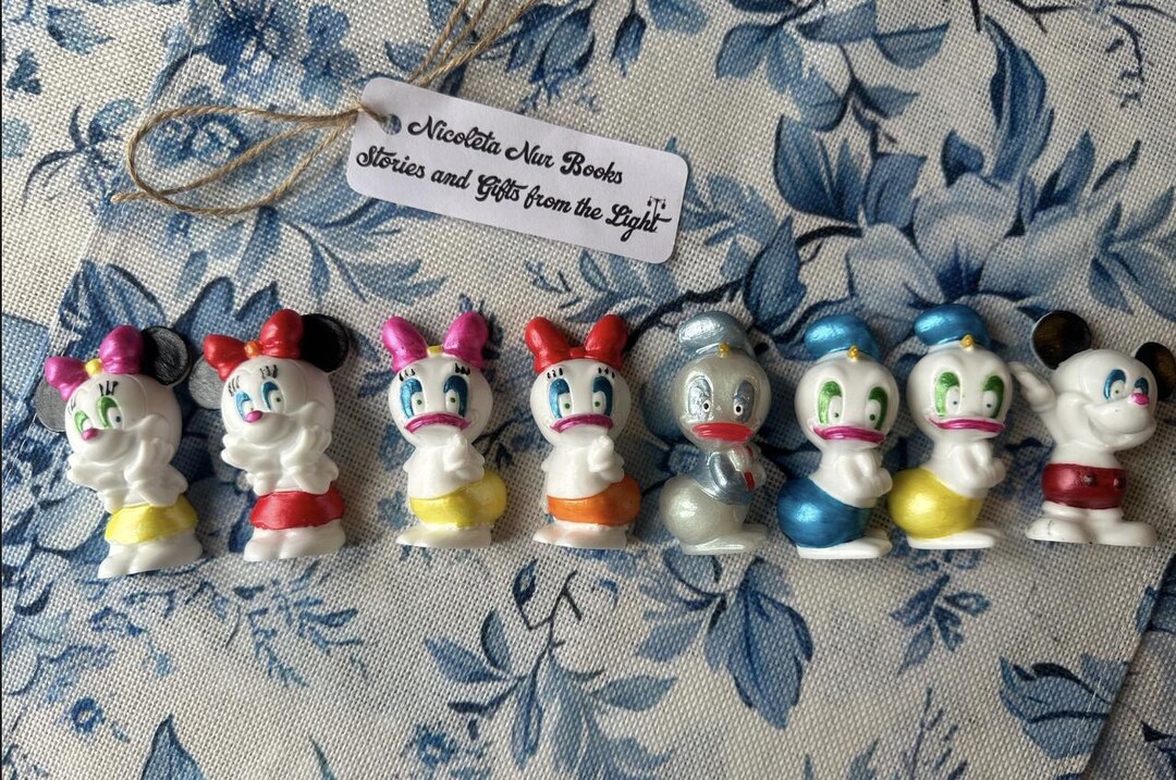 Handmade Resin Cartoon Collectable Figurines – Hand-painted Mini Toys ...