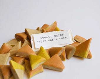 Maíz dulce vegano, caramelos artesanales sin lácteos, regalo dulce nostálgico de producción limitada.