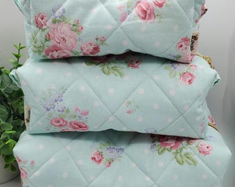 Handmade Quilted Makeup bag: Vintage Floral Travel Toiletry