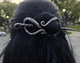 Horquilla forjada a mano por un herrero