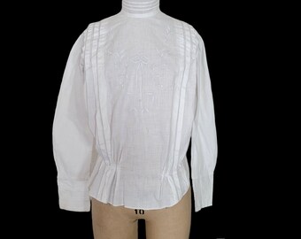 Antique Edwardian Embroidered Linen Blouse, High Neck, Button Back
