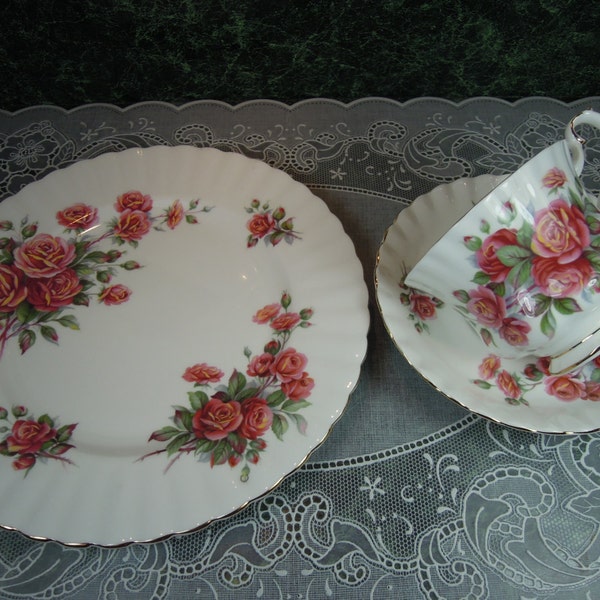 Royal Albert Centennial Rose Teacup & Plate - Teacup Saucer Plate - Royal Albert - Centennial Rose - Teacup - Bone China - Vintage Teacup