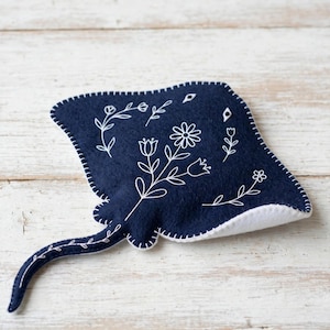 Ocean Animals Felt Ornament Sting Ray Sewing Pattern (PDF Download)