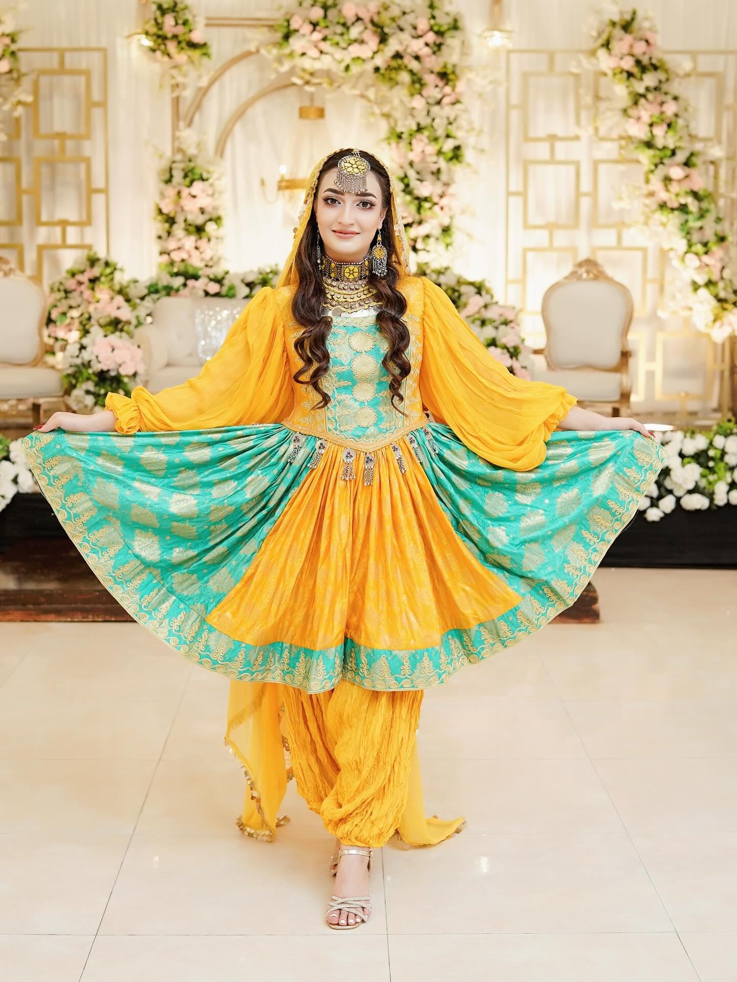 green emerald velvet dress Nidhika Shekhar — Mehndi Green Embroidered Chanderi Kurta Lehenga –  Fabilicious Fashion