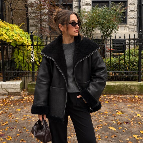 Womens Oversized Chic Faux-Fur Shearling Jacket, Genuine-Lambskin Real-Leather Bomber-Jacket, Winter-Warm Fur-Lined Coat, Christmas Gift