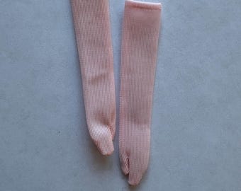 Muñeca Barbie Moonlight n Roses vintage (1965), guantes largos de tricot rosa claro, Mattel Sew Free