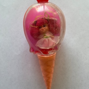 Vintage Mattel 1969 Liddle Kiddle TUTTI FRUTTI KONE Sweet Treats doll + cone