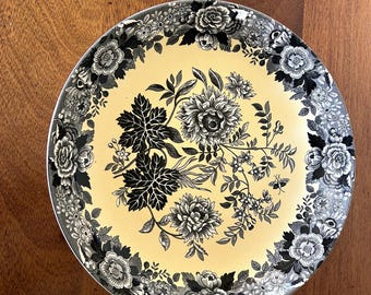 Spode Archive Collection Jasmine Plate 10” Black Floral on Yellow