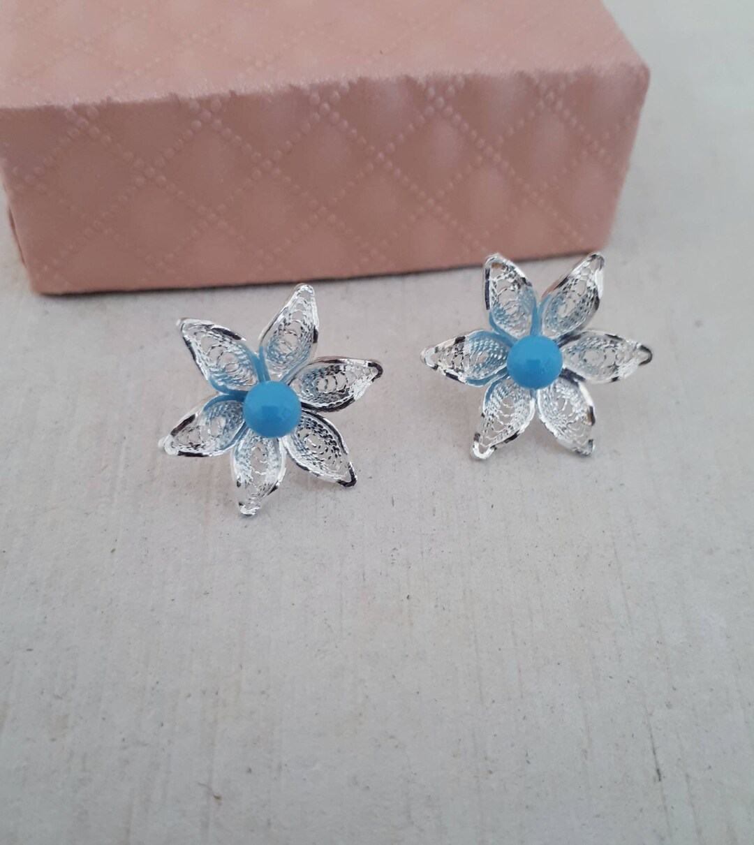 Boucles D'oreilles Argent 925 Plaqué Or - Fleur émail Bleu/blanc Filigrane - Dormeuses