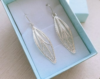 Sterling silver filigree earrings, dangle earrings, handmade filigree earrings, unique gifts, Malta gifts, Malta Souvenirs, leaf earrings.