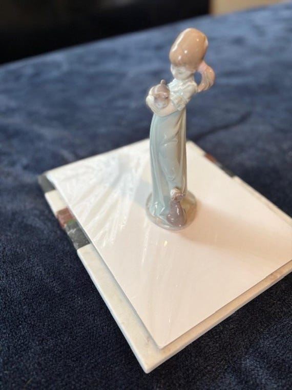 Lladro Figurine “girl With Cats” #5743 – Daisa 1990 Spain