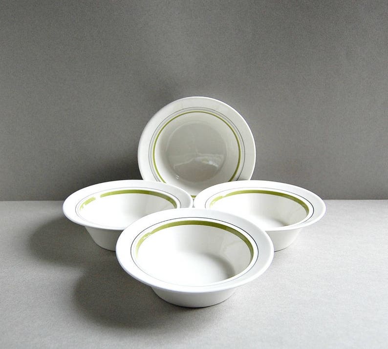 Shenango China Interpace Dessert Bowls Magna Set Of 4 White Avocado Trim 70s Vintage Dishes Modern Angular Bowls Restaurant Ware