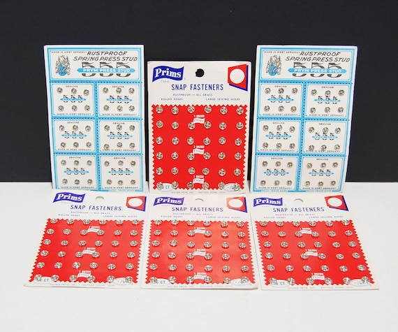 Vintage Neweys Black Snap Fasteners Size 00 (7mm) Vintage Neweys Black Snap Fasteners Size 00 (7mm)