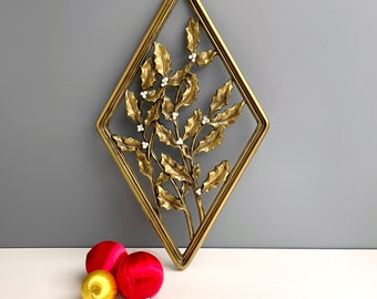 Syroco holly diamond wall art - 1960s vintage