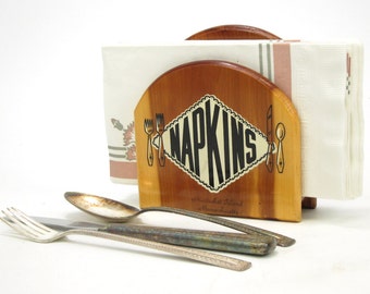 Vintage knotty pine napkin holder - Nantucket island souvenir - 1960s travel kitsch