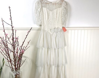 Lace and chiffon tiered wedding dress - size XS - 1980s vintage tea length dress NWT