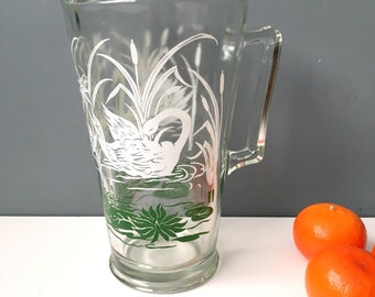 Swan and lily pads pitcher - vintage 1960s Jeanette glassware