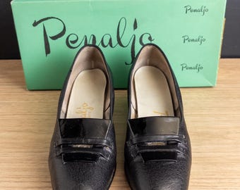 Penaljo Softlights Black Leather Pumps - 1971 Vintage - Size 7N with Box and Receipt