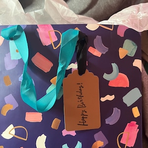 Geburtstagsgeschenkanhänger, handgefertigt, personalisierte Note für jedes Geschenk, verschönern Sie Ihre Geschenkverpackung, Geschenke für jedes Geschlecht und Alter, 10 pro Packung