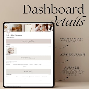 Könnte beinhalten: Ein digitales Tablet zeigt eine Oberfläche eines Handwerkspreisrechners. Der Bildschirm zeigt eine Produktgalerie, einen Inventar-Tracker und einen Fixkostenrechner. Text auf dem Bildschirm enthält "Dashboard details" und "Craft Pricing Calculator."