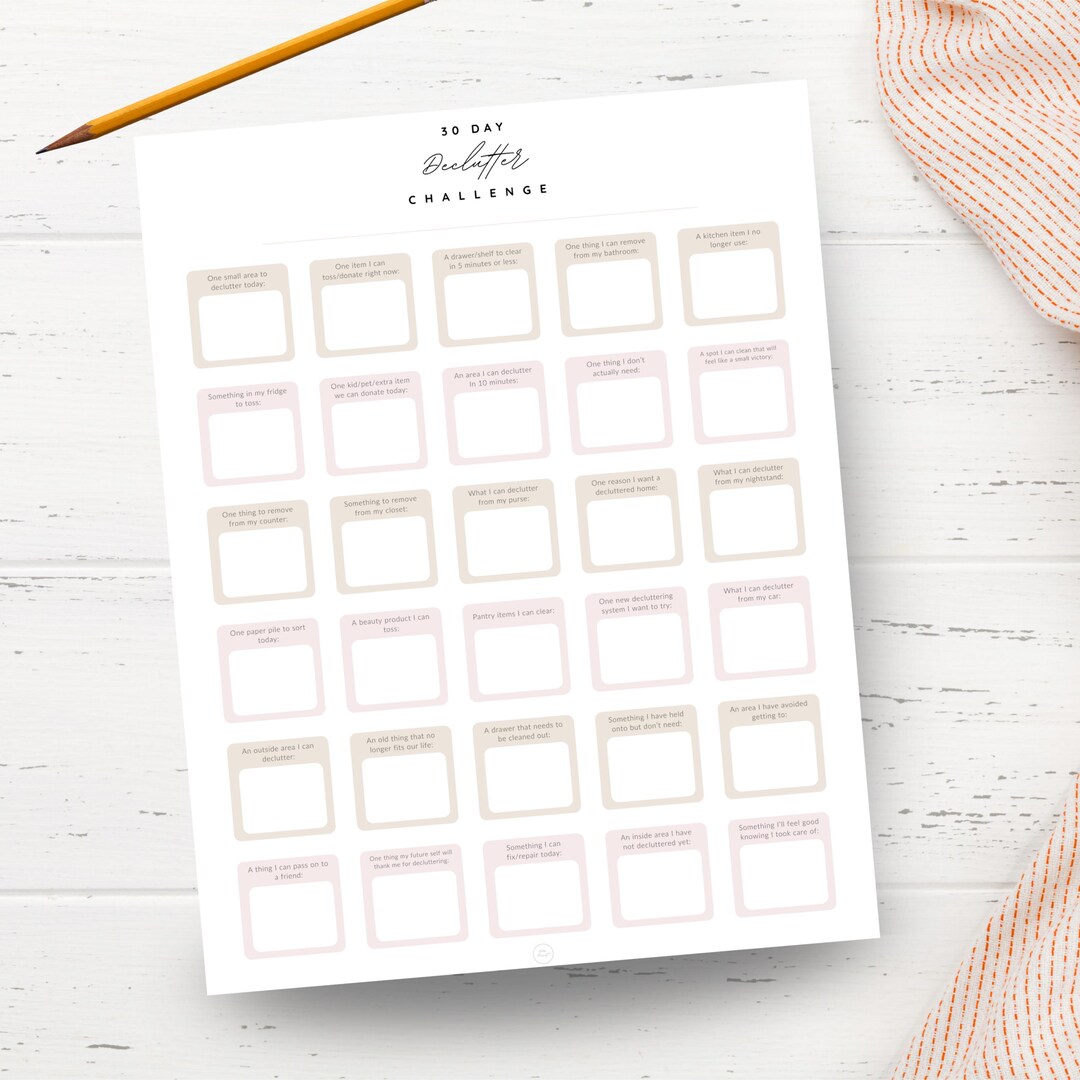 New Year Declutter Checklist.pdf 30 Day Declutter Challenge Printable | January Reset Checklist for Busy ...