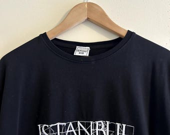 Vintage y2k Black Embroidered Istanbul Turkey T-shirt Men's XL