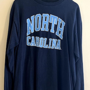 T-shirt vintage anni '90 UNC Chapel Hill North Carolina Heavy a maniche lunghe da uomo, taglia XL immagine 1