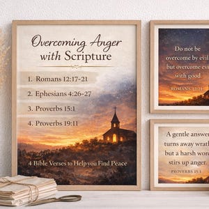 Può includere: Stampe artistiche incorniciate con citazioni ispiratrici e versetti biblici sulla gestione della rabbia. Le stampe presentano un paesaggio al tramonto con una silhouette di chiesa. Il testo include riferimenti biblici.