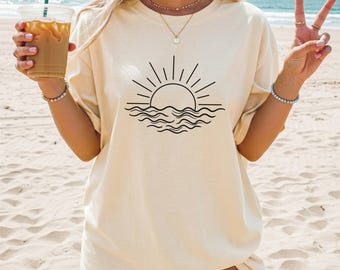 Retro Sunrise Shirt, Boho Summer Shirt for Women, Cute Sunset Top, Summer Vacation, Trendy Beach Shirt, Ocean Graphic Tee, Travel Shirt
