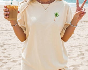Cute Palm Tree T-Shirt, Boho Summer Shirt for Women, Cute Tropical Top, Shirt for Summer Vacation, Beach Trip Shirt, Minimalist Summer Top