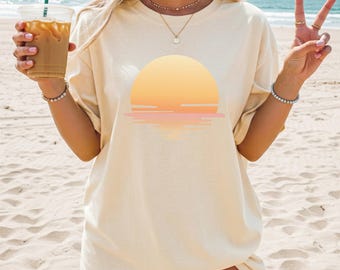 Retro Sunset Shirt, Boho Summer Shirt for Women, Cute Sunrise Top, Summer Vacation, Trendy Beach Shirt, Ocean Graphic Tee, Travel Shirt