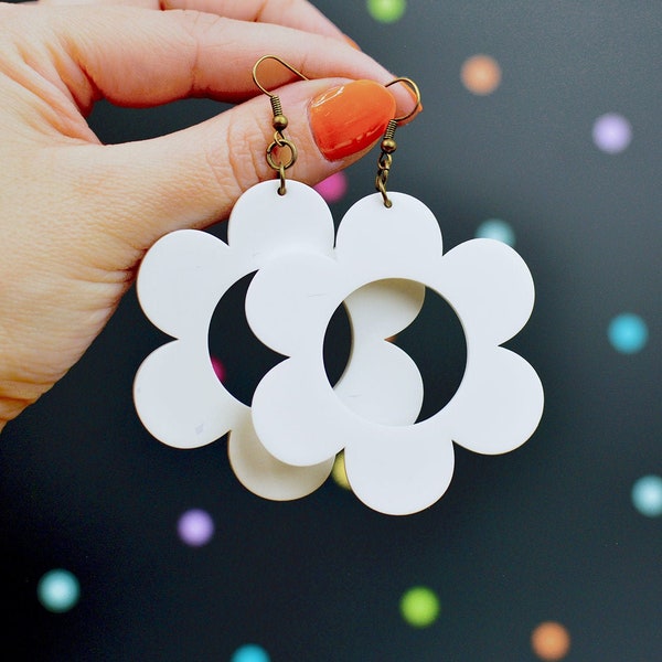 60s Style Flower Earrings