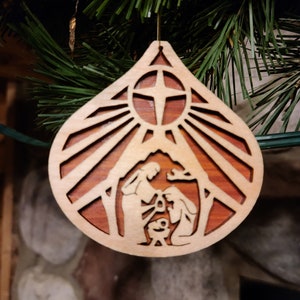 Nativity Ornament - Manger 1